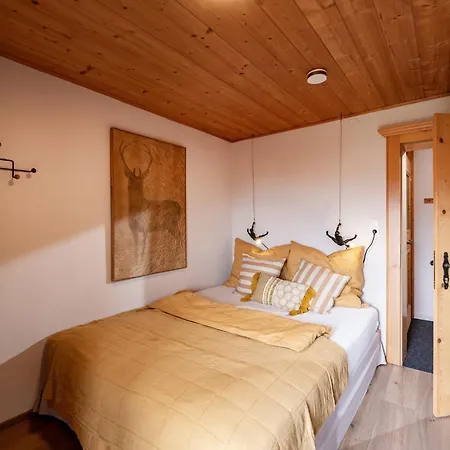 Teresa Ii Dachgeschosswohnung Mit 2 Schlafzimmern Apartmán