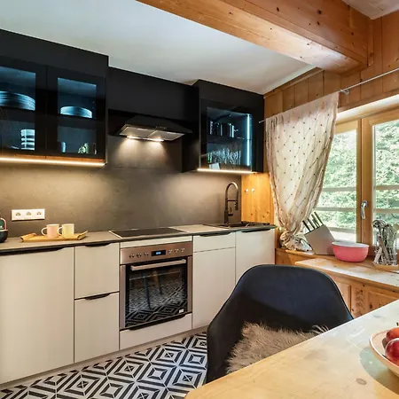 Teresa Ii Dachgeschosswohnung Mit 2 Schlafzimmern Kirchberg in Tirol